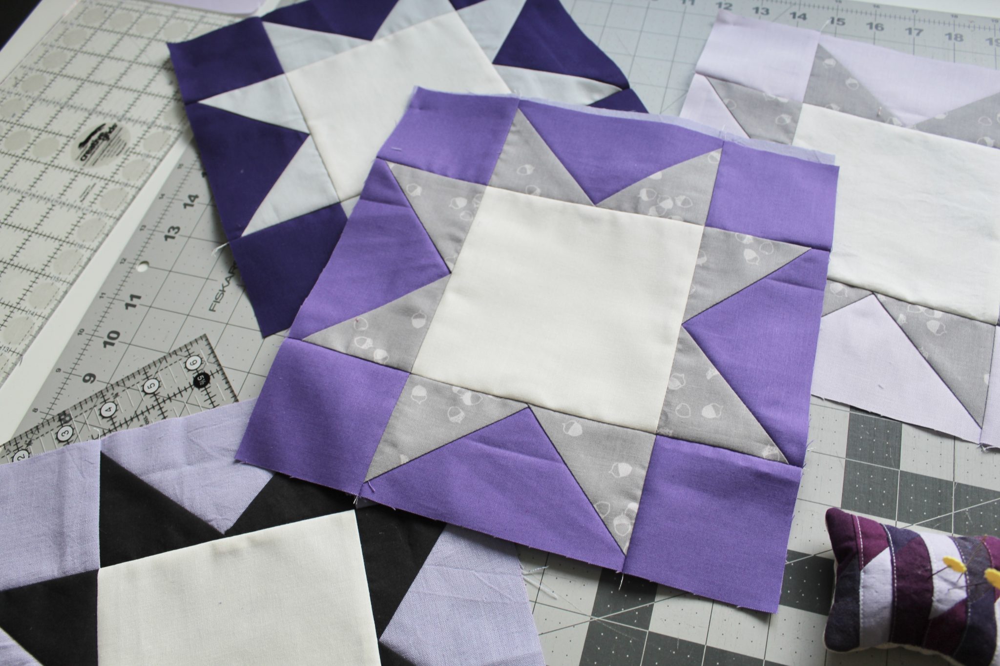 Free Quilt Pattern - Sawtooth Star Block - 3rd Story Workshop