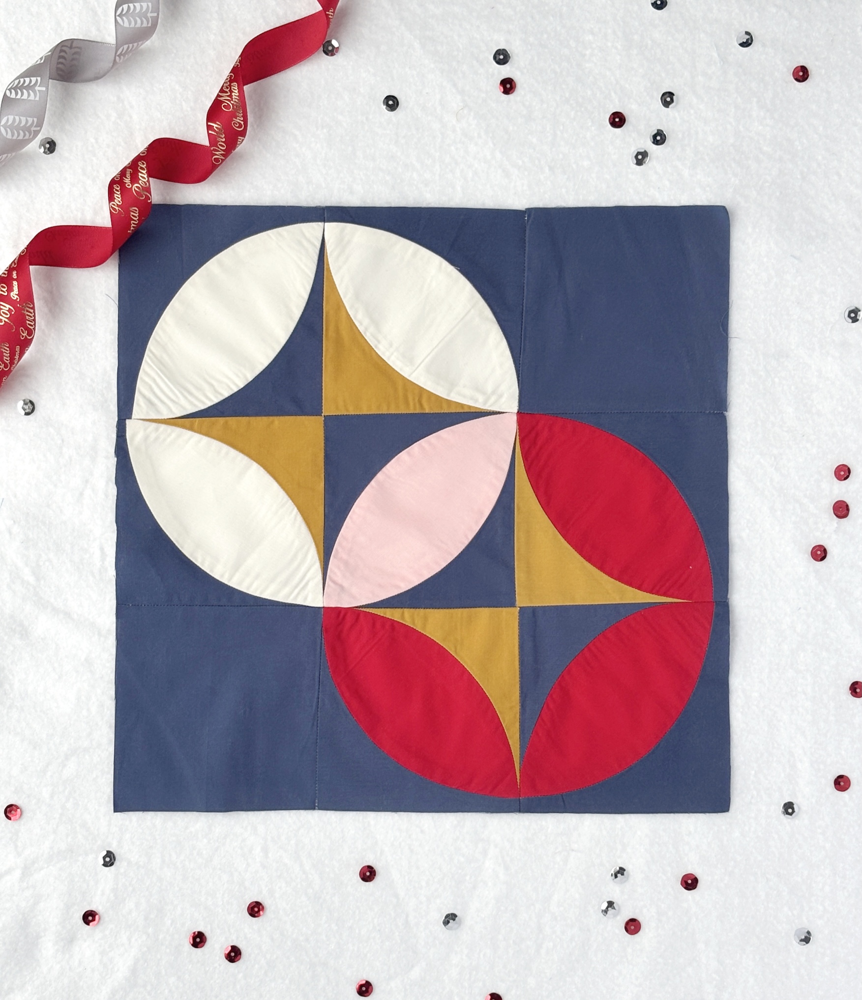 Holiday Zest Quilt Block - Lyns Avenue - 3rd Story Workshop Holiday Zest Quilt Block - Lyns Avenue - 3rd Story Workshop