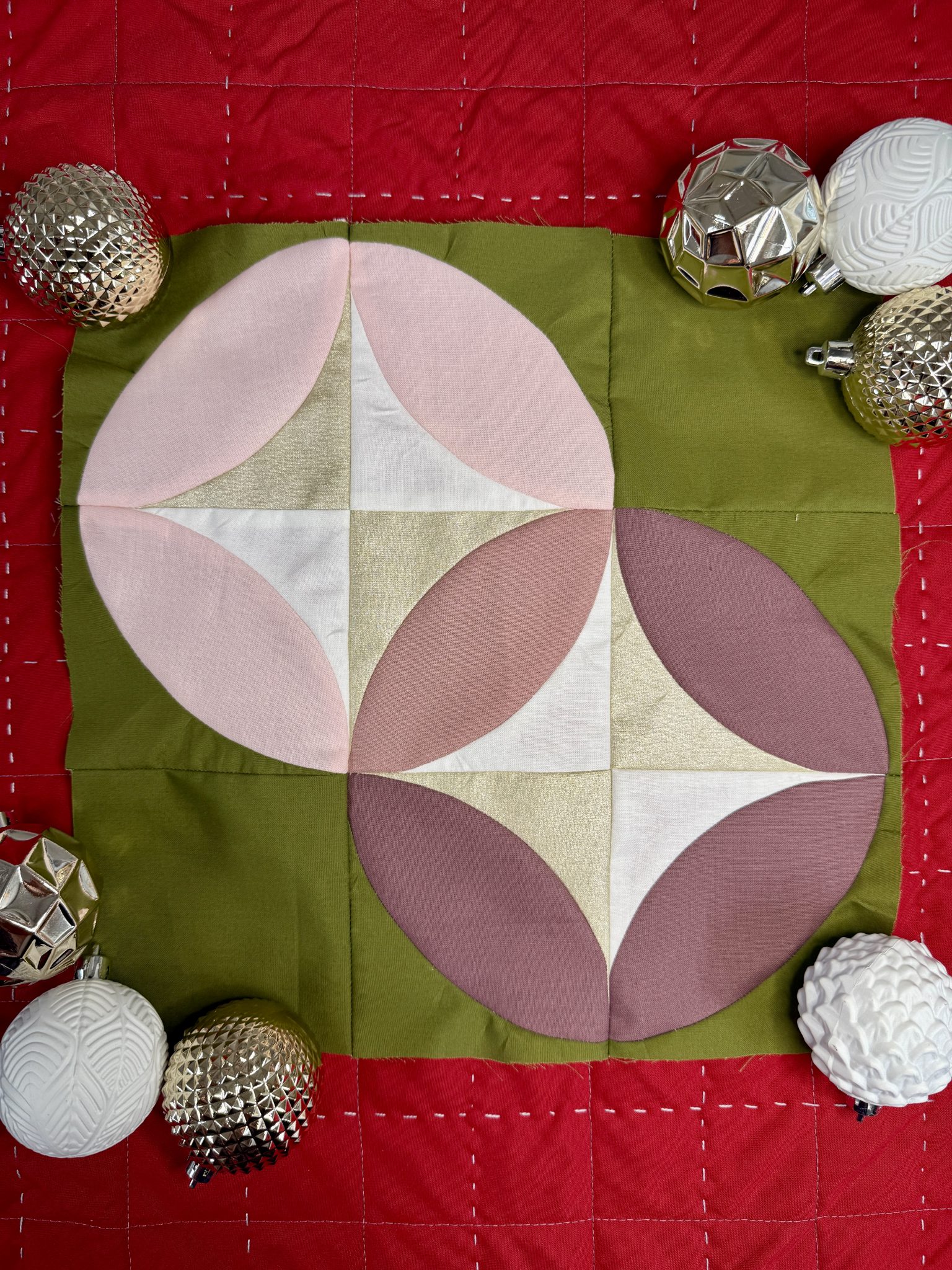 Holiday Zest Quilt Block - 3rd Story Workshop - Zahm Co Holiday Zest Quilt Block - 3rd Story Workshop - Zahm Co
